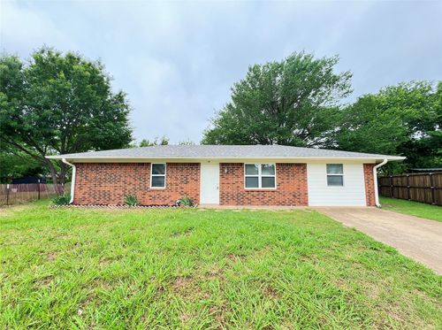 114 Southmanor Court, Sanger, TX, 76266 | Card Image