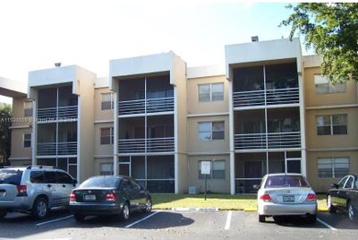 109 - 4255 N University Dr, Condo with 1 bedrooms, 1 bathrooms and null parking in Sunrise FL | Image 1