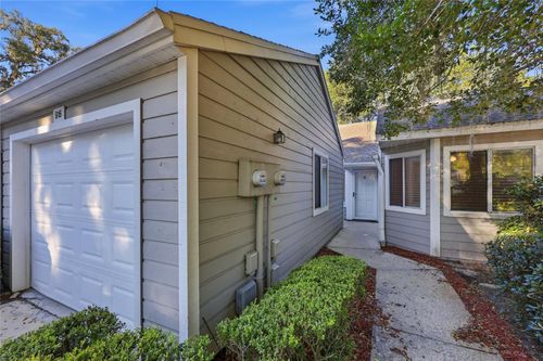 916 124th Dr, Newberry, FL, 32669-2714 | Card Image