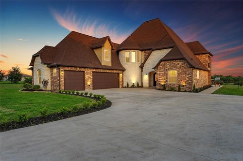 2830 Airport Rd, Brenham, TX, 77833-5554 | Card Image