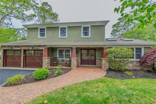 2 Quiet Ct, Miller Place, NY, 11764-1741 | Card Image