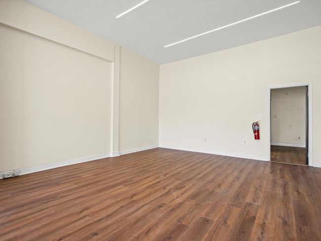 23525 Woodward Ave, Home with 0 bedrooms, 4 bathrooms and 5 parking in Ferndale MI | Image 19