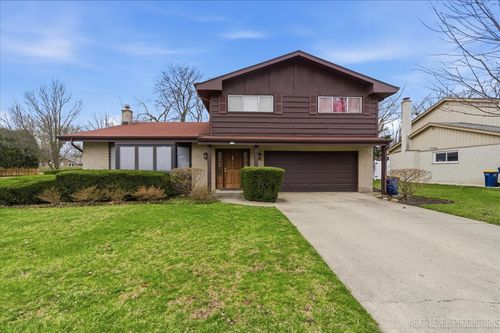 1708 Longvalley Dr, Northbrook, IL, 60062-5118 | Card Image