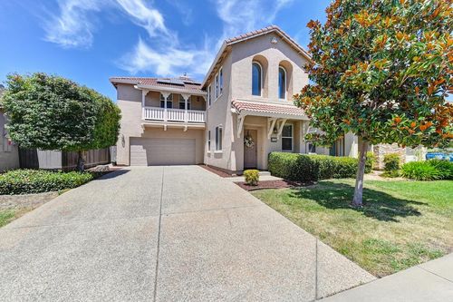 11791 Battenburg Way, Rancho Cordova, CA, 95742-8032 | Card Image