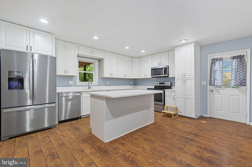 2180 Harpoon Dr, STAFFORD, VA, 22554-2330 | Card Image