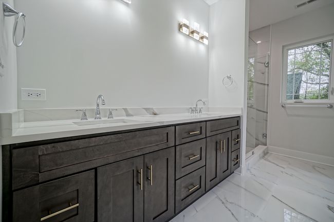 20793 N William Ave, House other with 5 bedrooms, 4 bathrooms and 2 parking in Prairie View IL | Image 12