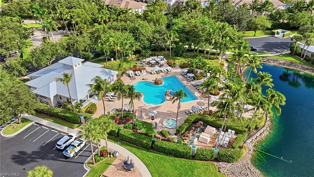 Residential in NAPLES 2