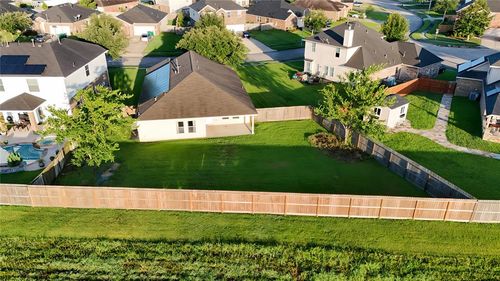 821 Grassy Knoll Trl, La Marque, TX, 77568-6651 | Card Image