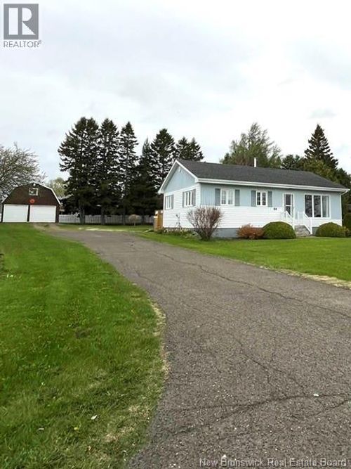94 Chaleur St, Charlo, NB, E8E2E7 | Card Image