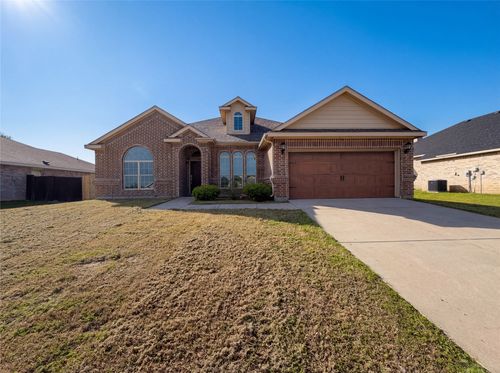 3717 Dutch Iris Ln, Forest Hill, TX, 76140-7005 | Card Image