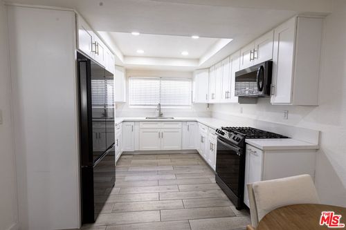 1-13400 Doty Avenue, Hawthorne, CA, 90250 | Card Image