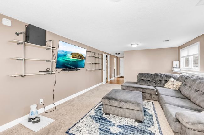 lower level | Image 18