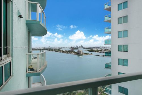 apt-2503-1900 N Bayshore Dr, Miami, FL, 33132-3013 | Card Image