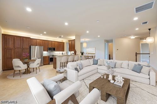 unit-204-6510 Monterey Pt, NAPLES, FL, 34105-5059 | Card Image