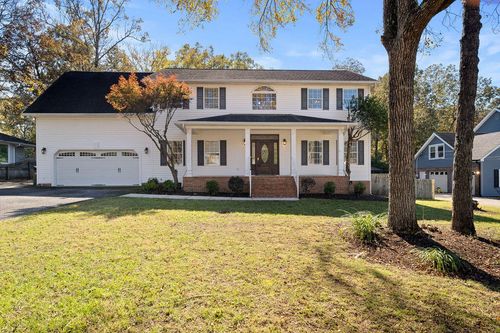 325 Mockingbird Ln, Fort Oglethorpe, GA, 30742-3430 | Card Image