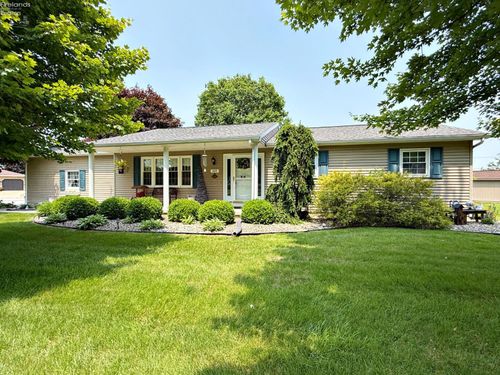 165 Hillcrest Dr, Tiffin, OH, 44883-2661 | Card Image