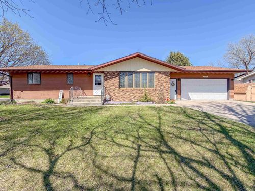 1106 12th Ave, Manson, IA, 50563-5085 | Card Image