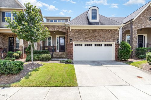 957 Regency Cottage Pl, Cary, NC, 27518-8679 | Card Image