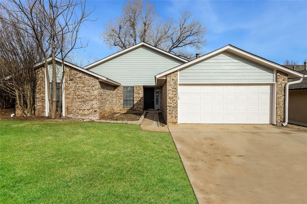 Conestoga Dr, Yukon, OK 73099