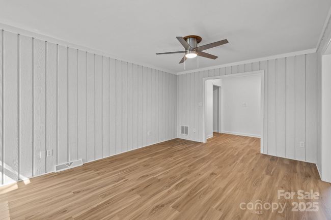 Living Room | Image 13
