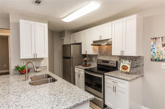 UNIT-209 - 623 Dory Ln, Condo with 2 bedrooms, 2 bathrooms and null parking in ALTAMONTE SPRINGS FL | Image 4