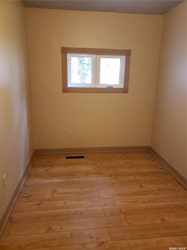 371 9 Th Ave Nw, House other with 1 bedrooms, 1 bathrooms and 3 parking in Swift Current SK | Image 20