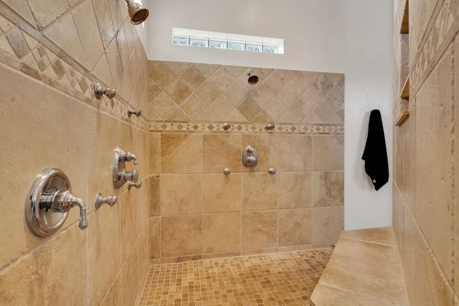 Bathroom with tiled walk-through shower | Image 18