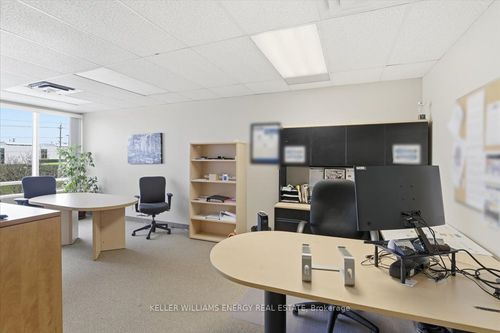 201-1143 Wentworth Street W, Oshawa, ON, L1J8P7 | Card Image