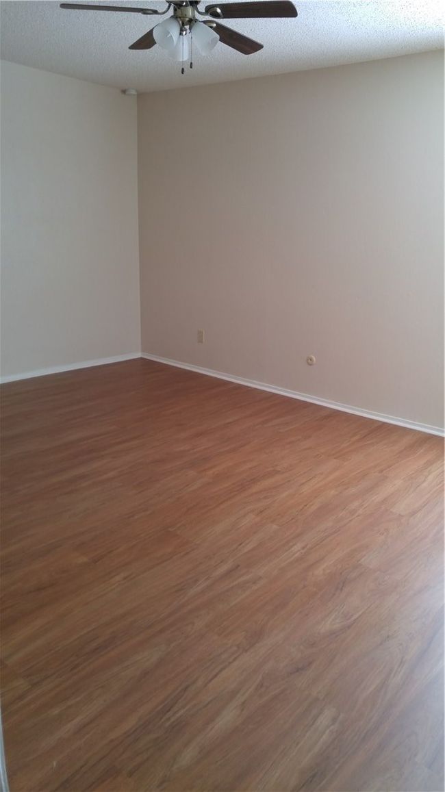 APT-1120 - 12830 Midway Rd, Condo with 1 bedrooms, 1 bathrooms and null parking in Dallas TX | Image 13