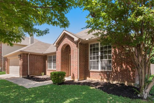 5317 Bellis Dr, Fort Worth, TX, 76244-4552 | Card Image
