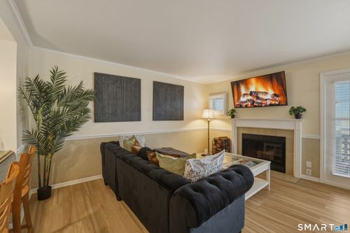 1613-1613 Old Pond Ln, Norwich, CT, 06360-7059 | Card Image