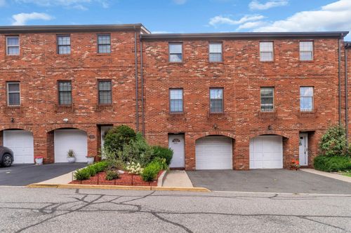 3641 Bergen Ct, North Bergen, NJ, 07047-2341 | Card Image