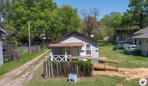 210 W 25th, Texarkana, TX, 75503 | Card Image