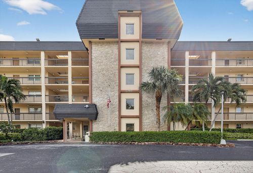 421-5340 Nw 2nd Ave, Boca Raton, FL, 33487-3897 | Card Image