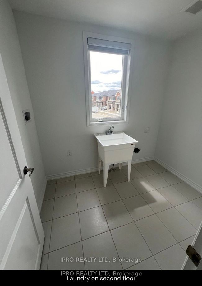 2 Plume St, House attached with 3 bedrooms, 3 bathrooms and 1 parking in Brampton ON | Image 20