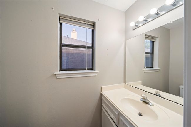3423 Berry Grove Dr, House other with 3 bedrooms, 3 bathrooms and 2 parking in Spring TX | Image 5