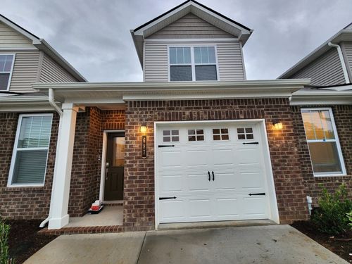 687 Birdie Dr, Spring Hill, TN, 37174-9801 | Card Image
