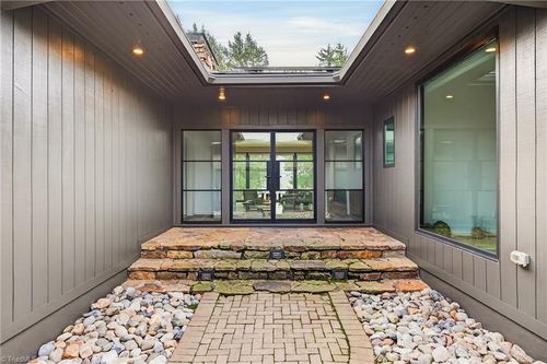 3171 Milhaven Lake Dr, Winston Salem, NC, 27106-6305 | Card Image