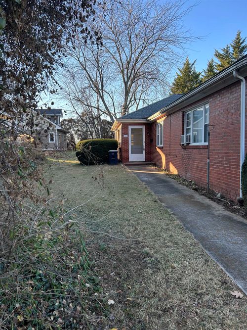 383 Monticello Ave, HARRISONBURG, VA, 22801-4205 | Card Image