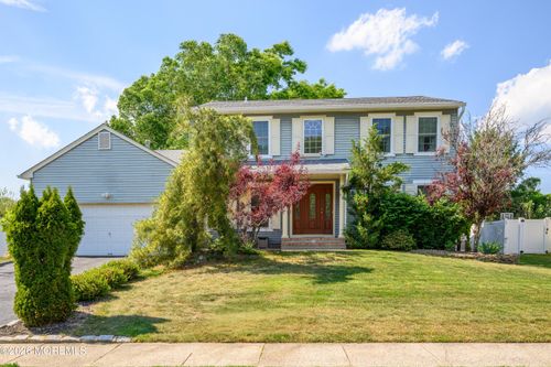 30 Sweet Gum Rd, Howell, NJ, 07731-2936 | Card Image