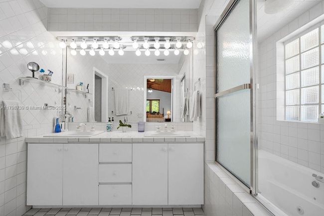 6551 Sw 126 Th St, House other with 5 bedrooms, 3 bathrooms and null parking in Pinecrest FL | Image 26
