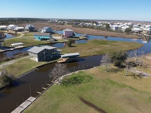 250 Tarpon Dr, Bay St. Louis, MS, 39520-9016 | Card Image