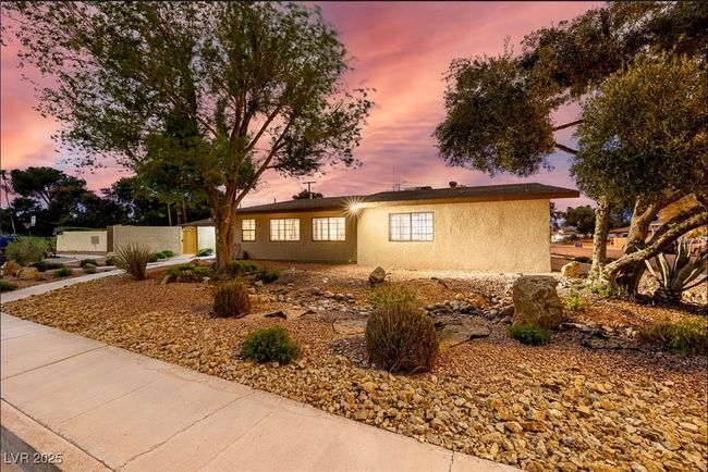 3597 Cochise Ln, House other with 4 bedrooms, 4 bathrooms and null parking in Las Vegas NV | Image 41