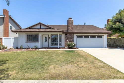 125 Clove, Brea, CA, 92821 | Card Image