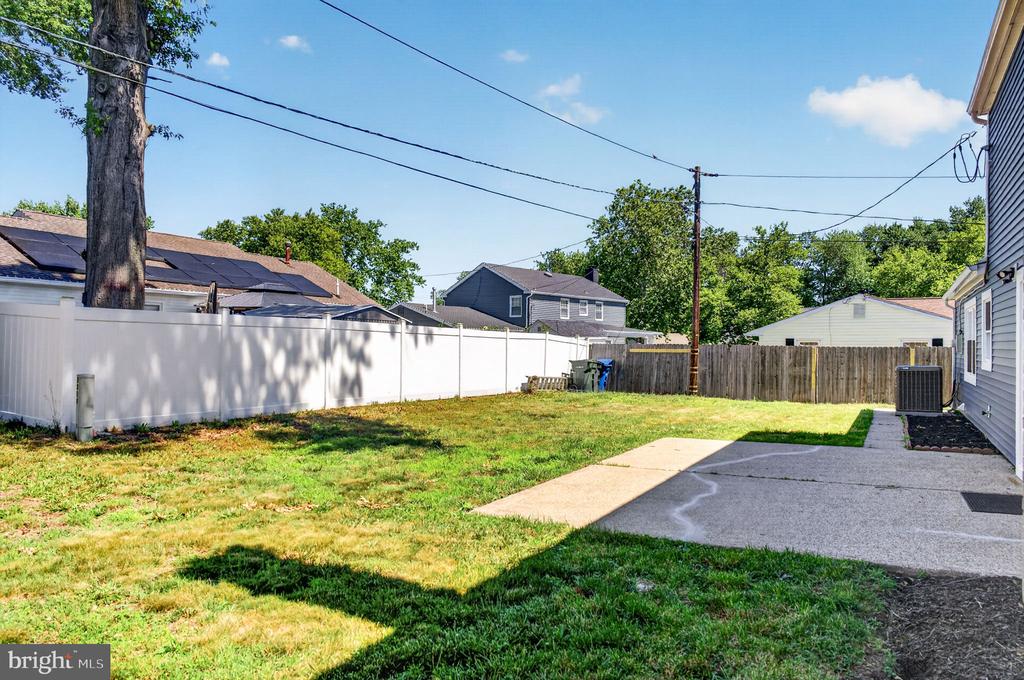 Residential in WILLINGBORO 5