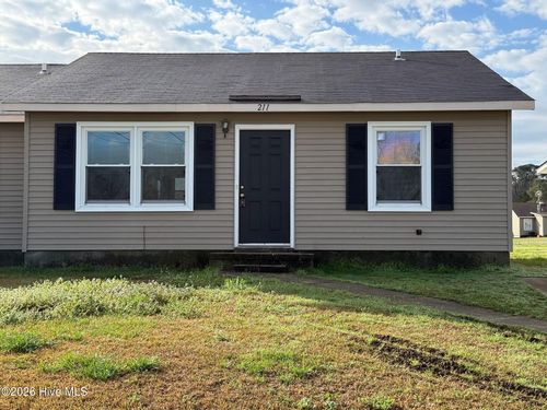 211 Appaloosa Dr, Jacksonville, NC, 28540-7202 | Card Image