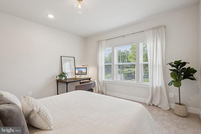 3880 Hillview Ct, House other with 5 bedrooms, 4 bathrooms and null parking in Alexandria VA | Image 34
