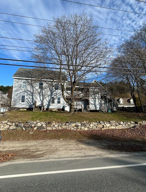 150 S Main St, Newport, NH, 03773-1835 | Card Image