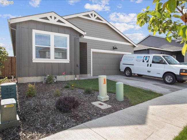2622 26 Th Loop, House other with 3 bedrooms, 2 bathrooms and 2 parking in Springfield OR | Image 4