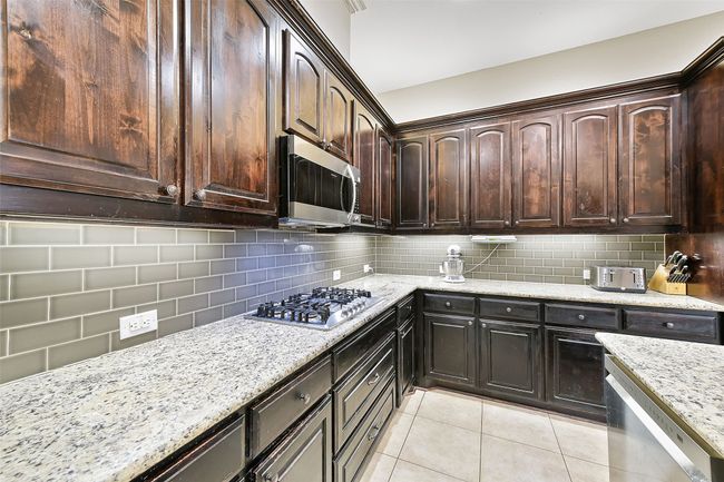 9205 Athens Dr, House other with 3 bedrooms, 3 bathrooms and null parking in Argyle TX | Image 20
